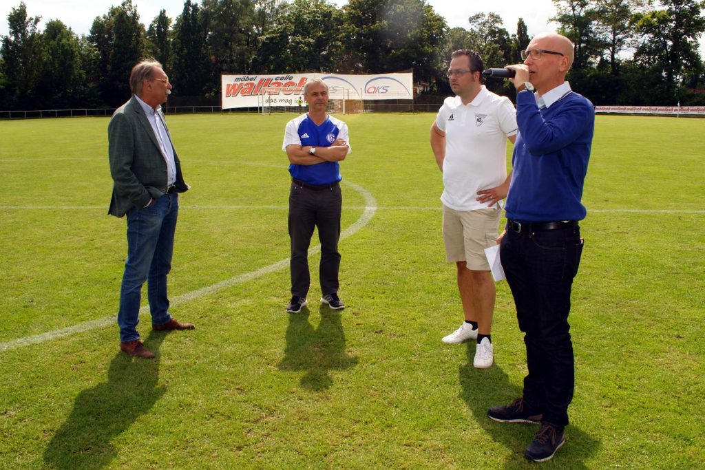 TSV All Stars besiegen das Traditionsteam vom FC Schalke 04