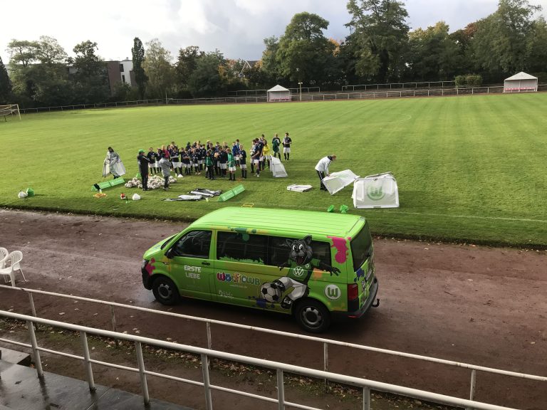 Herbstferiencamp des VfL Wolfsburg in der DATAX-Arena